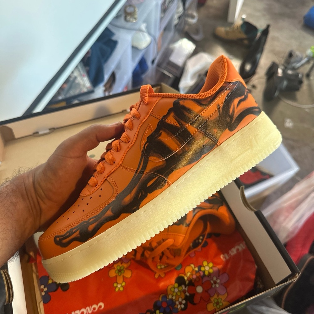 Orange and Black halloween af1 10.5